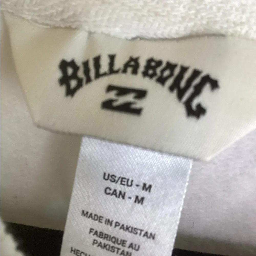 Billabong Cream Graphic Crewneck Sweater, size Medium - Picture 2 of 3